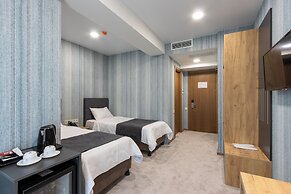 Hotel Flames