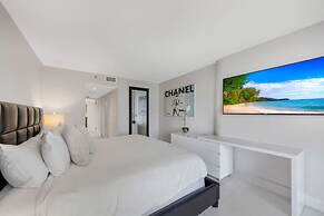 Majestic Overlooking the Bay