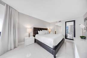 Majestic Overlooking the Bay