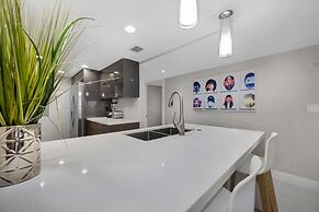 Majestic Overlooking the Bay