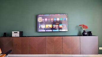 Huswell - Sunny Terrace With Harbour View - 5-min