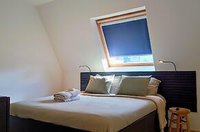 Huswell - Sunny Terrace With Harbour View - 5-min