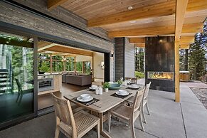 Saddle Horn Lane 4 Bedroom Home