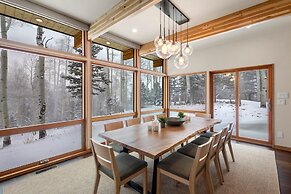 Saddle Horn Lane 4 Bedroom Home