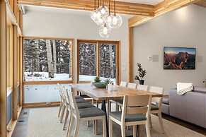 Saddle Horn Lane 4 Bedroom Home