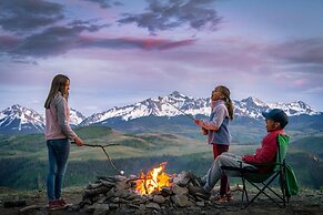 Saddle Horn Lane 4 Bedroom Home