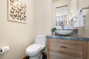 Saddle Horn Lane 4 Bedroom Home