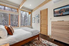 Saddle Horn Lane 4 Bedroom Home