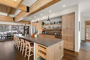 Saddle Horn Lane 4 Bedroom Home