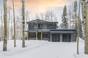 Saddle Horn Lane 4 Bedroom Home