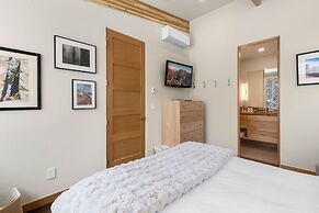 Saddle Horn Lane 4 Bedroom Home