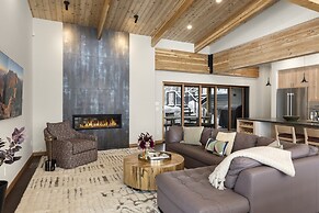 Saddle Horn Lane 4 Bedroom Home