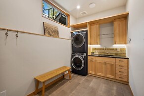 Saddle Horn Lane 4 Bedroom Home