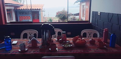 Luquina uru uta lodge y homestay