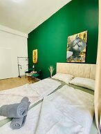 8 Studios with Terrace in Margareten