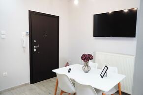 Athenian Petralona Suite