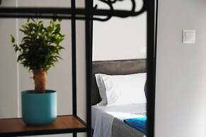 Athenian Petralona Suite