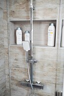 Athenian Petralona Suite