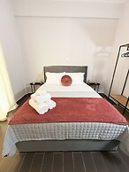 Athenian Petralona Suite