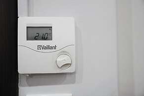 Athenian Petralona Suite