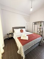 Athenian Petralona Suite