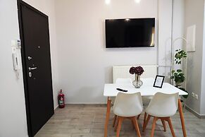 Athenian Petralona Suite