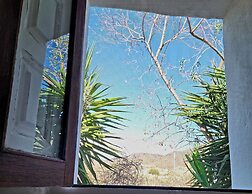 Casitas-7guests-pool-patio-bbq-parking-fireplace