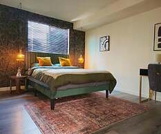 Forty First Place - Boutique Hostel