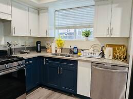 Forty First Place - Boutique Hostel