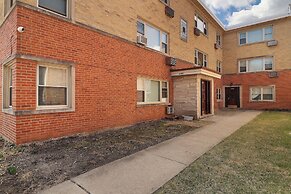 Modern & Comfortable 1BR Apt