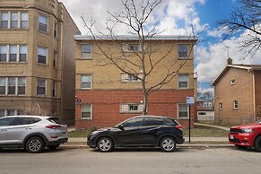 Modern & Comfortable 1BR Apt