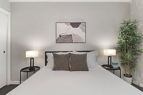 Modern & Comfortable 1BR Apt