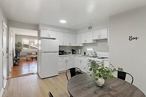 Lovely & Furnished 2BR Apt