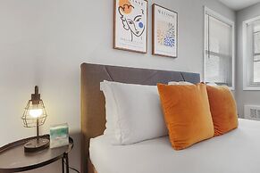 Lovely & Furnished 2BR Apt