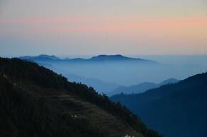 Kastura Cottages - Kanatal