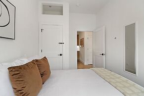 Consolatoria 4BR Unit