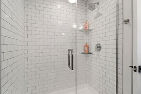 Consolatoria 4BR Unit