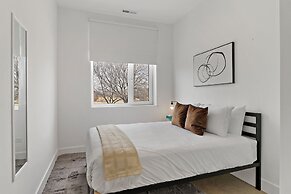 Consolatoria 4BR Unit