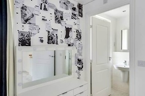 Stylish 4-br House With 3 Ensuite Free Parking