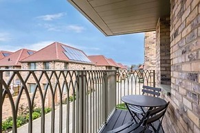 Stylish 4-br House With 3 Ensuite Free Parking