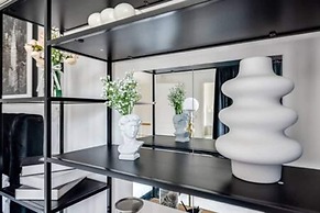 Stylish 4-br House With 3 Ensuite Free Parking