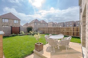 Stylish 4-br House - Free Parking Nice Garden