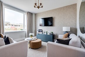 Stylish 4-br House - Free Parking Nice Garden