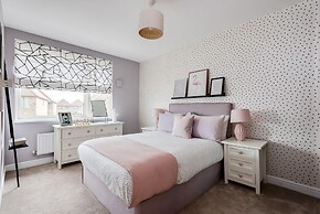 Stylish 4-br House - Free Parking Nice Garden