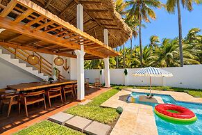Oceanfront Villa in Amatecampo Beach