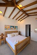 Oceanfront Villa in Amatecampo Beach