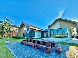 Chomnok Chomna Pool villa