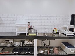 Chomnok Chomna Pool villa