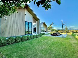 Chomnok Chomna Pool villa