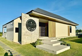 Chomnok Chomna Pool villa